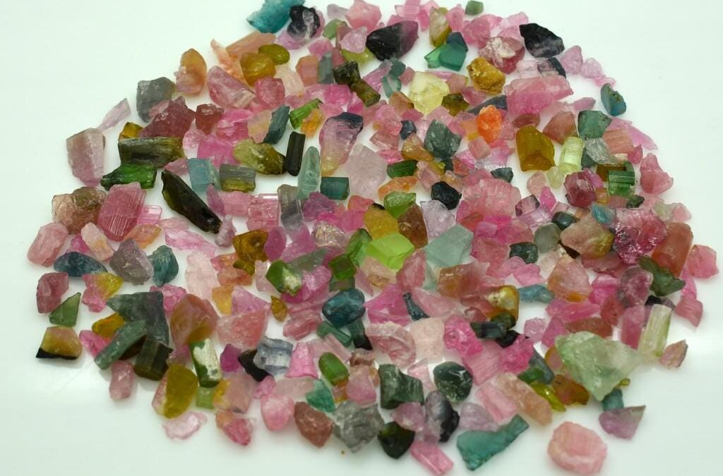 CALL FOR LEGISLATION THAT WILL BLOCK UNLICENSED INDIVIDUALS FROM TRADING IN ROUGH GEMSTONES