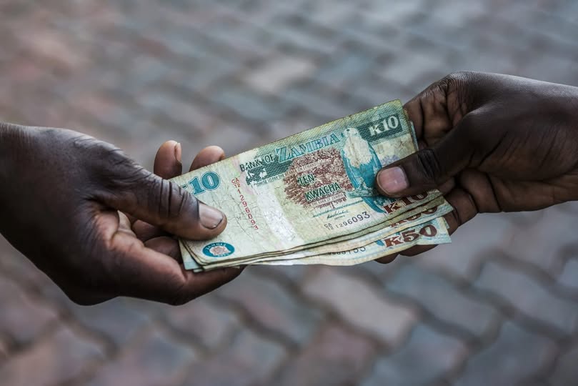 PETER SINKAMBA URGES ZAMBIA TO STICK WITH CURRENT ‘SPOILT’ NOTES CITING FEARS OF INFLATION AND COUNTERFEIT MONEY