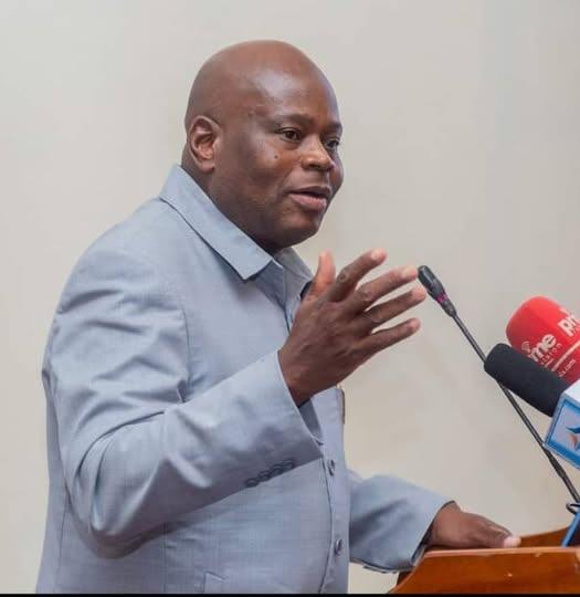 OASIS FORUM LAUNCHES CRUSADE AGAINST CONSTITUTIONAL BILL 7