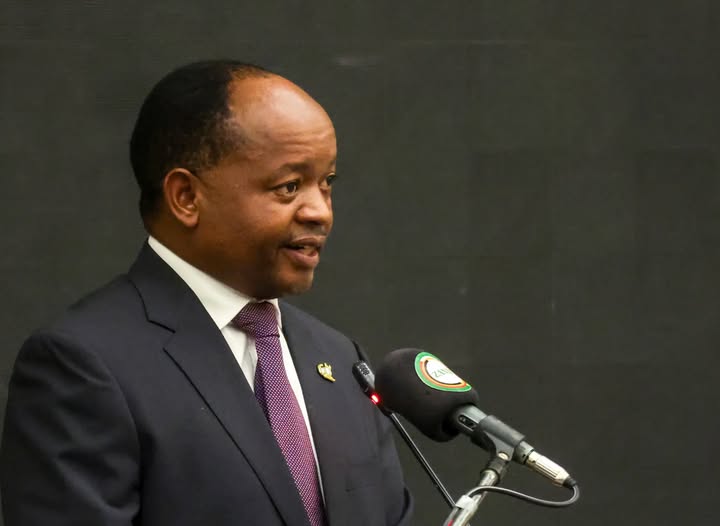 GOVT DISMISSES CLAIMS OF WIDESPREAD MINISTERIAL CORRUPTION