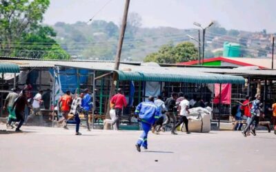 CHAOS ERUPTS IN NDOLA’S CENTRAL BUSINESS DISTRICT AFTER RIOT AT CHISOKONE MARKET